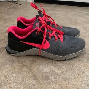 Nike metcons 4